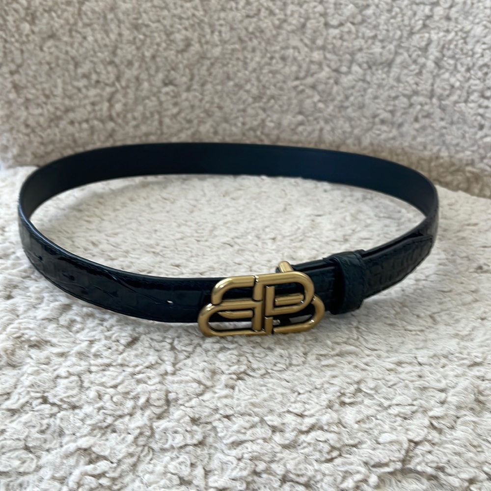 AUTHENTIC BALENCIAGA BELT SZ XS